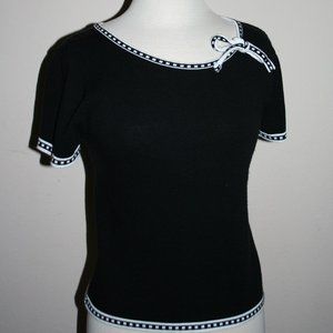 Short Sleeve Black & White Sweater L